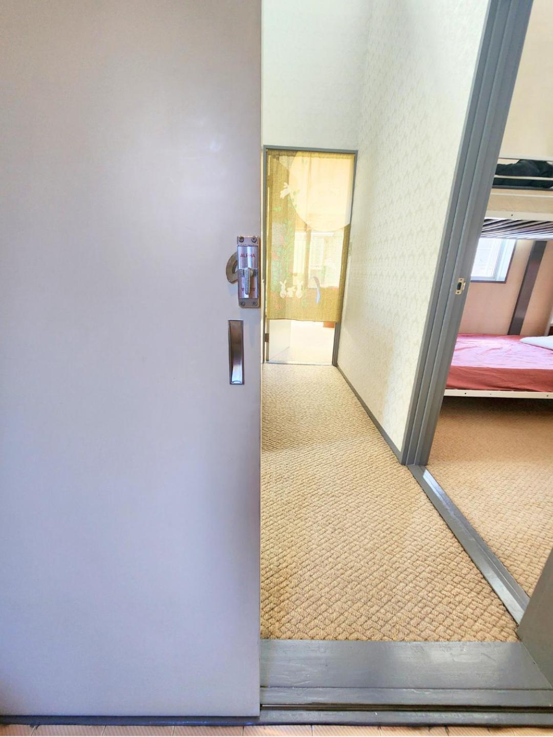 Hostel Work Or Wander Tokyo Exterior photo